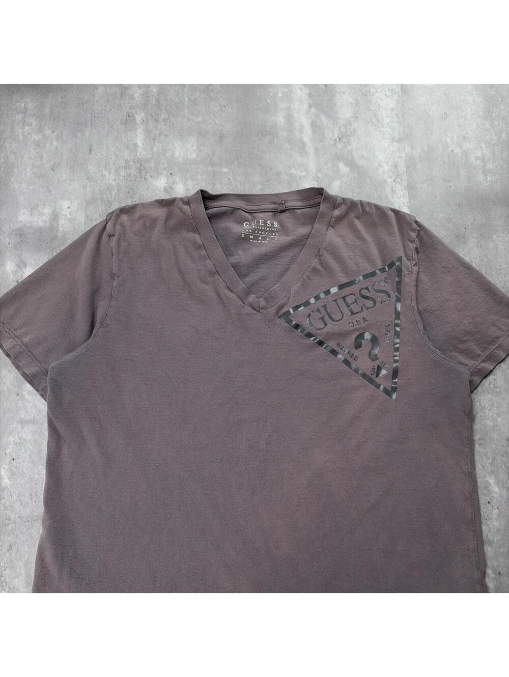 Y2K Grey Guess Grunge Gothic Skater T-Shirt - Picture 3 of 7